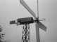 Zelfgebouwde windmolen wekt genoeg energie voor boerenbedrijf